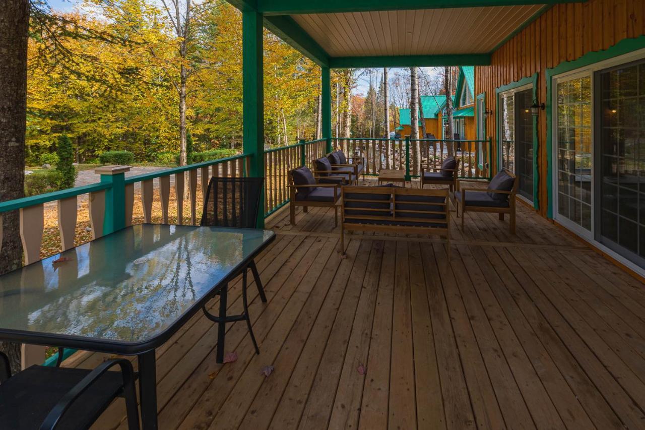 Domaine Riviere Sacacomie Hotel Saint-Alexis-des-Monts Exterior photo